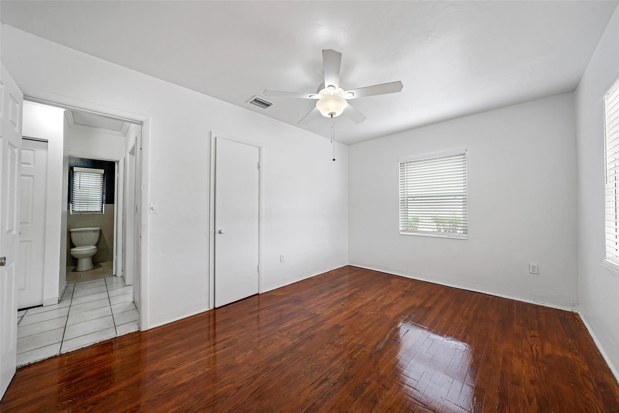 1075 NW 133rd St