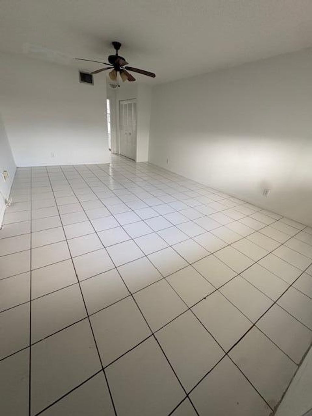 Photo of 500 NE 2nd Street #427, Dania Beach, FL 33004 (MLS # B26020000)