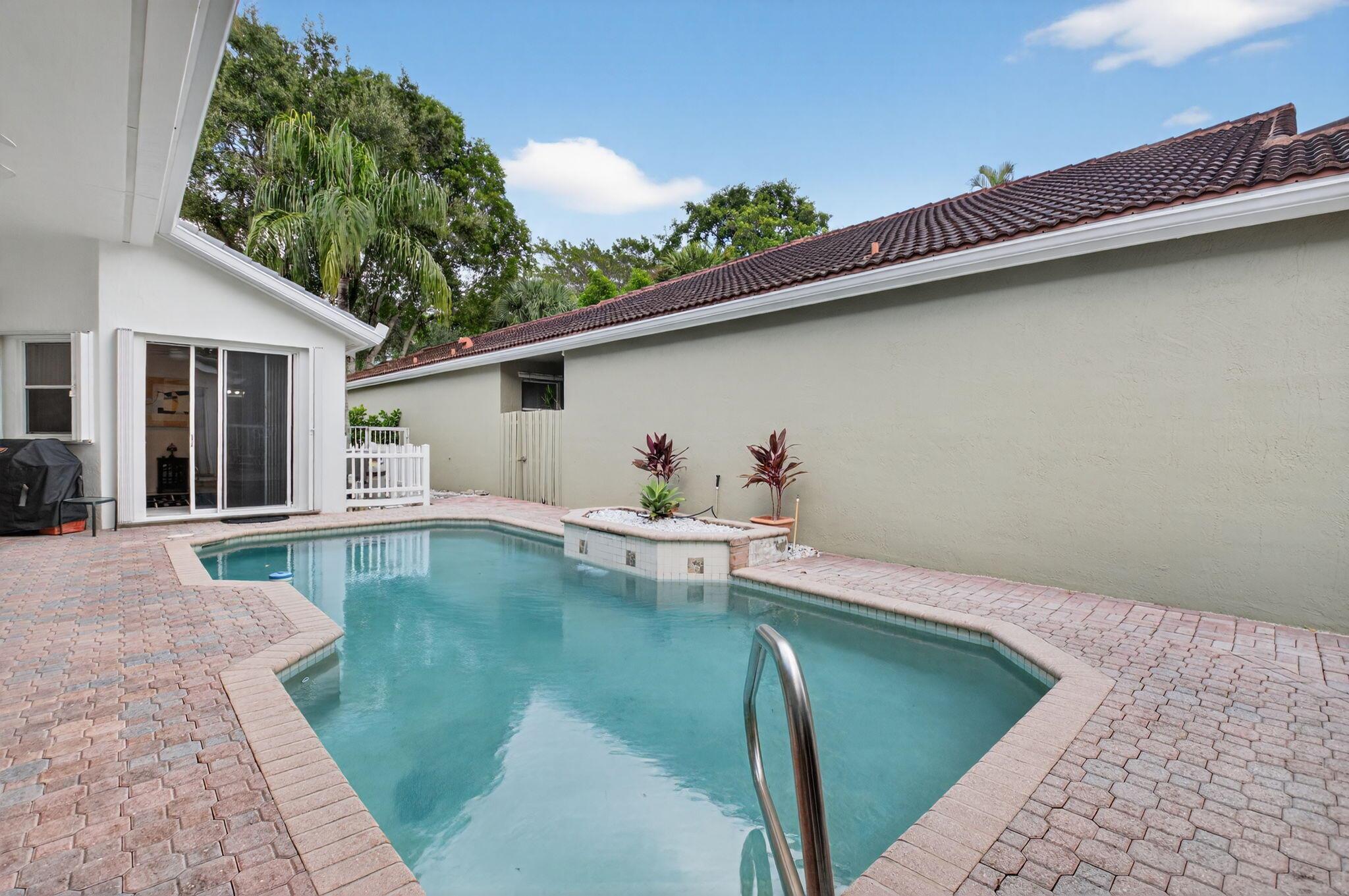 Club At Indian Lakes - Residential