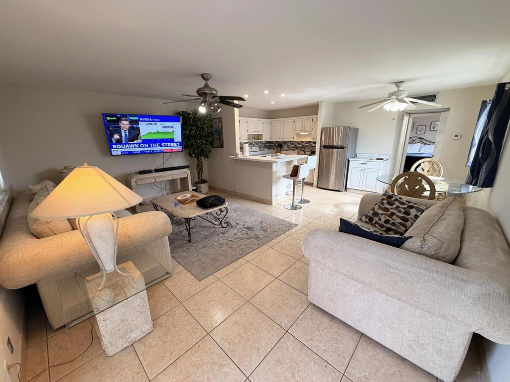Photo of 419 Brittany Drive, Delray Beach, FL 33446 (MLS # B26024534)