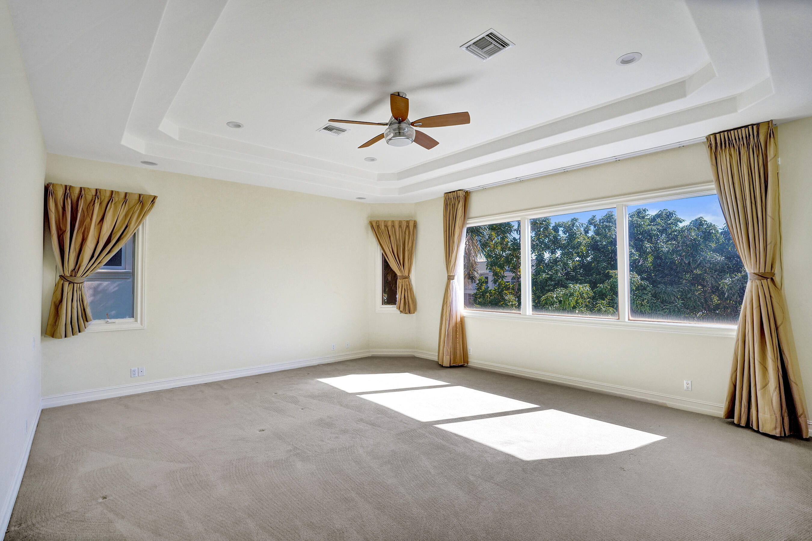 LIGHTHOUSE POINT 5TH SEC - Residential