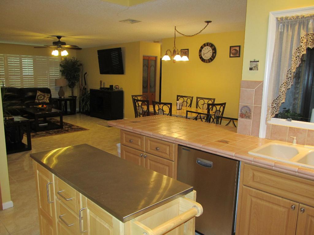 Lakes of Sherbrooke - Residential