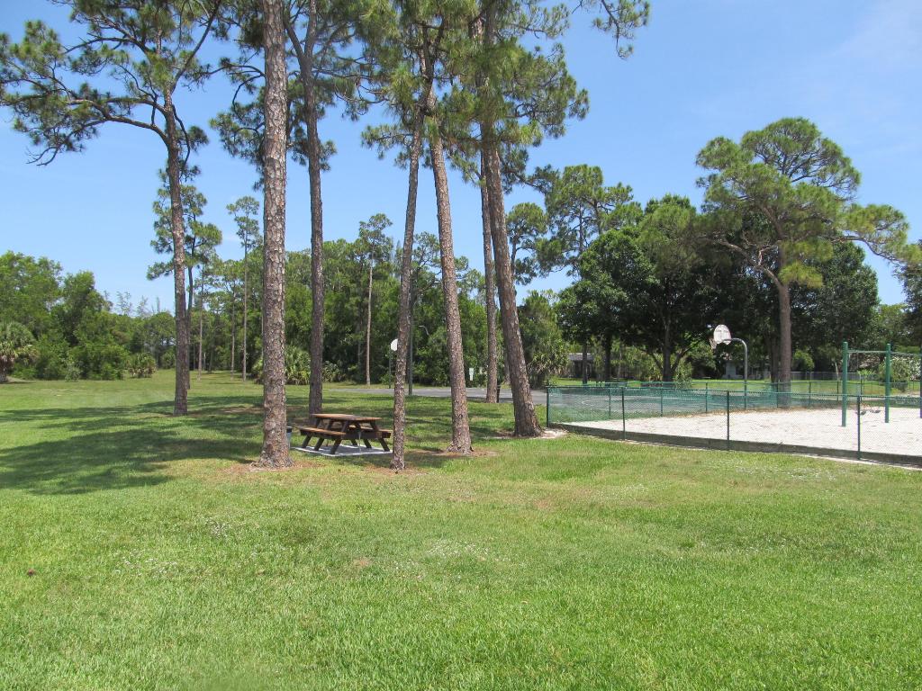 Lakes of Sherbrooke - Residential