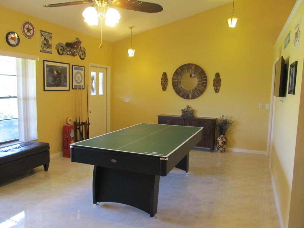 Lakes of Sherbrooke - Residential