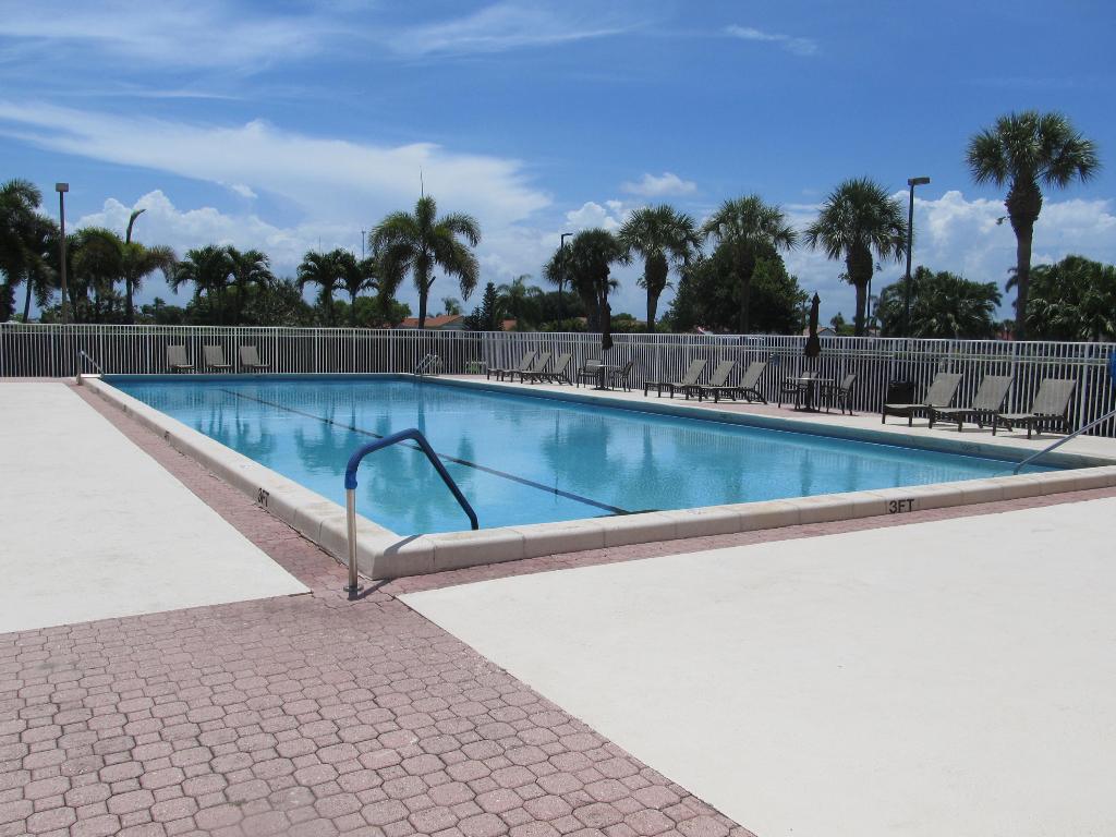 Lakes of Sherbrooke - Residential