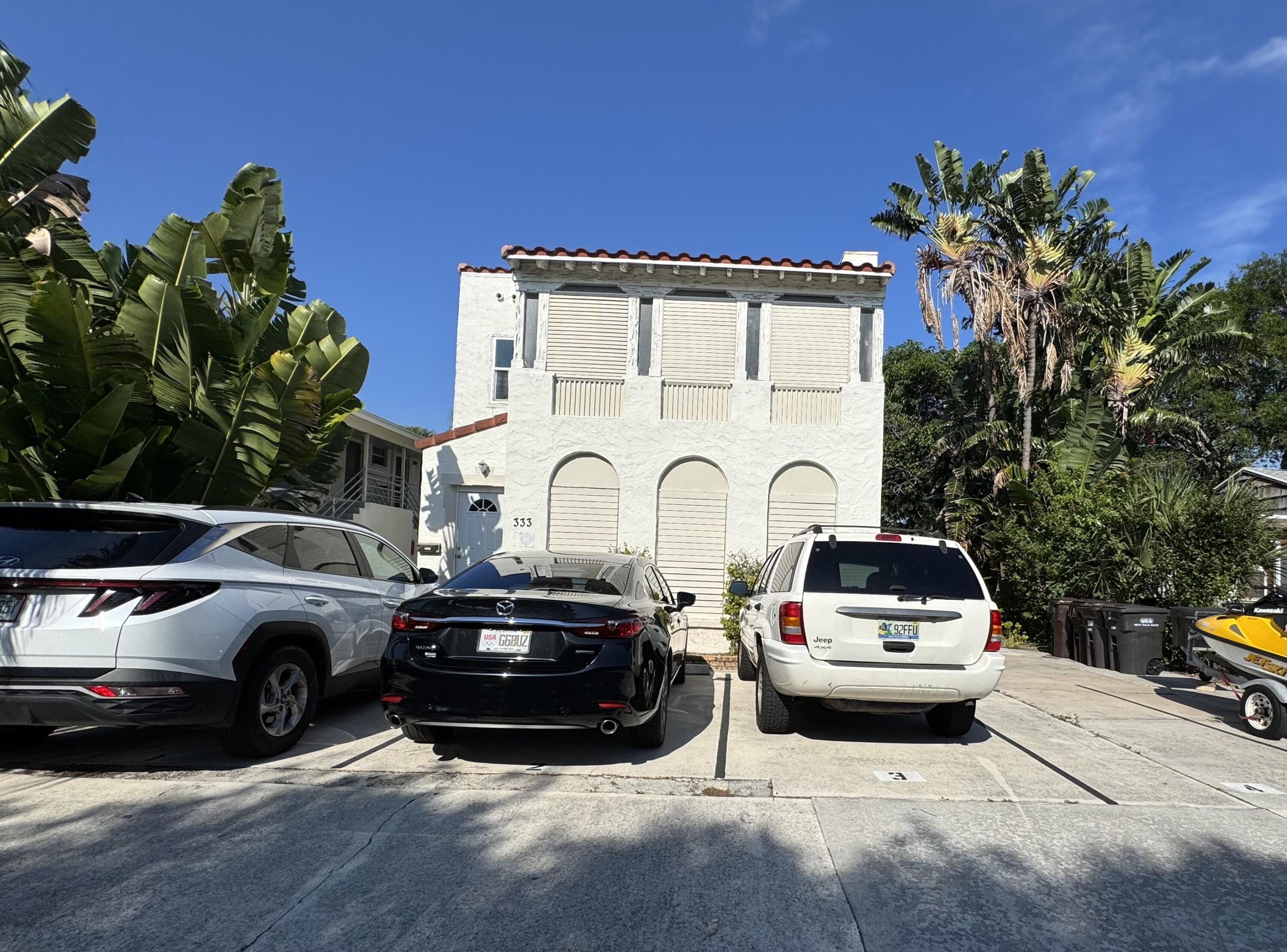 ESTS OF SOUTH PALM BEACH - Residential Lease