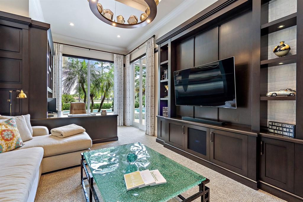 OLD PALM PL - Residential