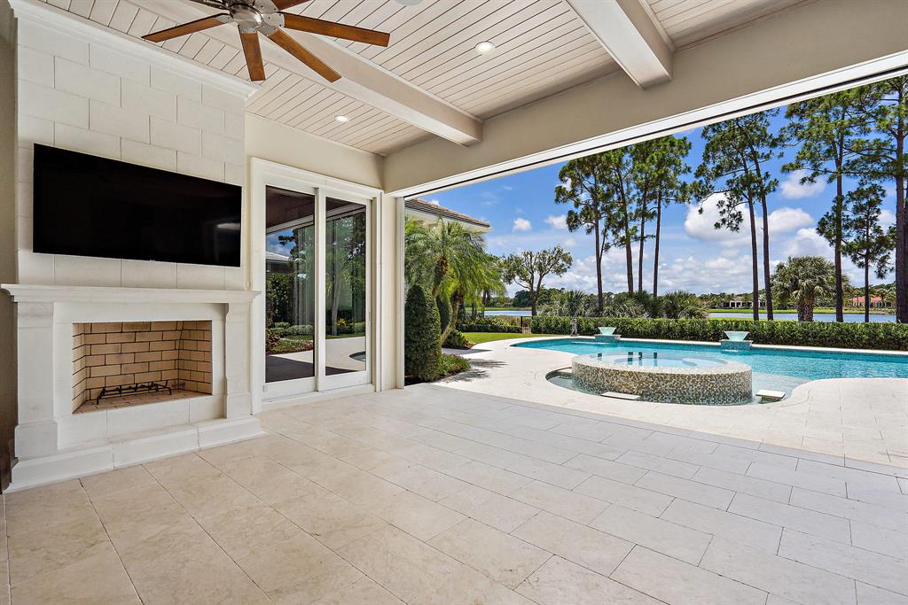 OLD PALM PL - Residential