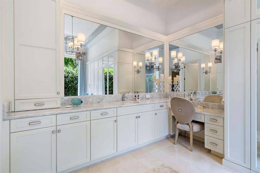 OLD PALM PL - Residential