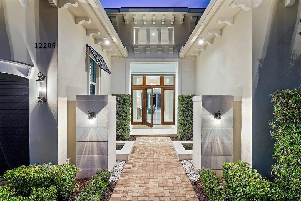 OLD PALM PL - Residential