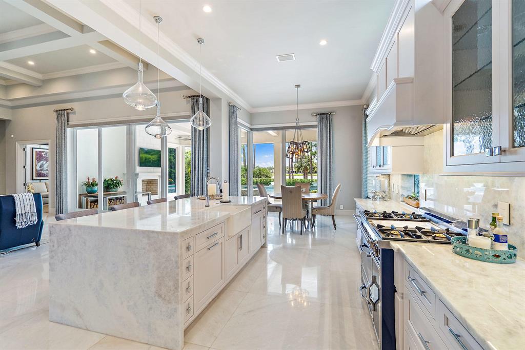 OLD PALM PL - Residential