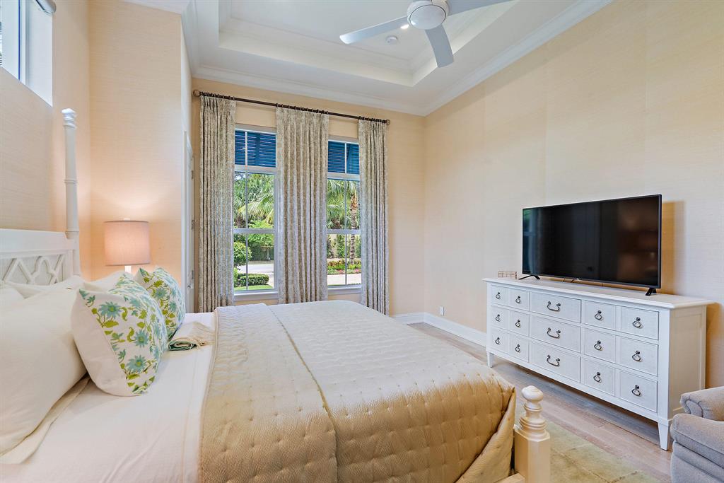 OLD PALM PL - Residential