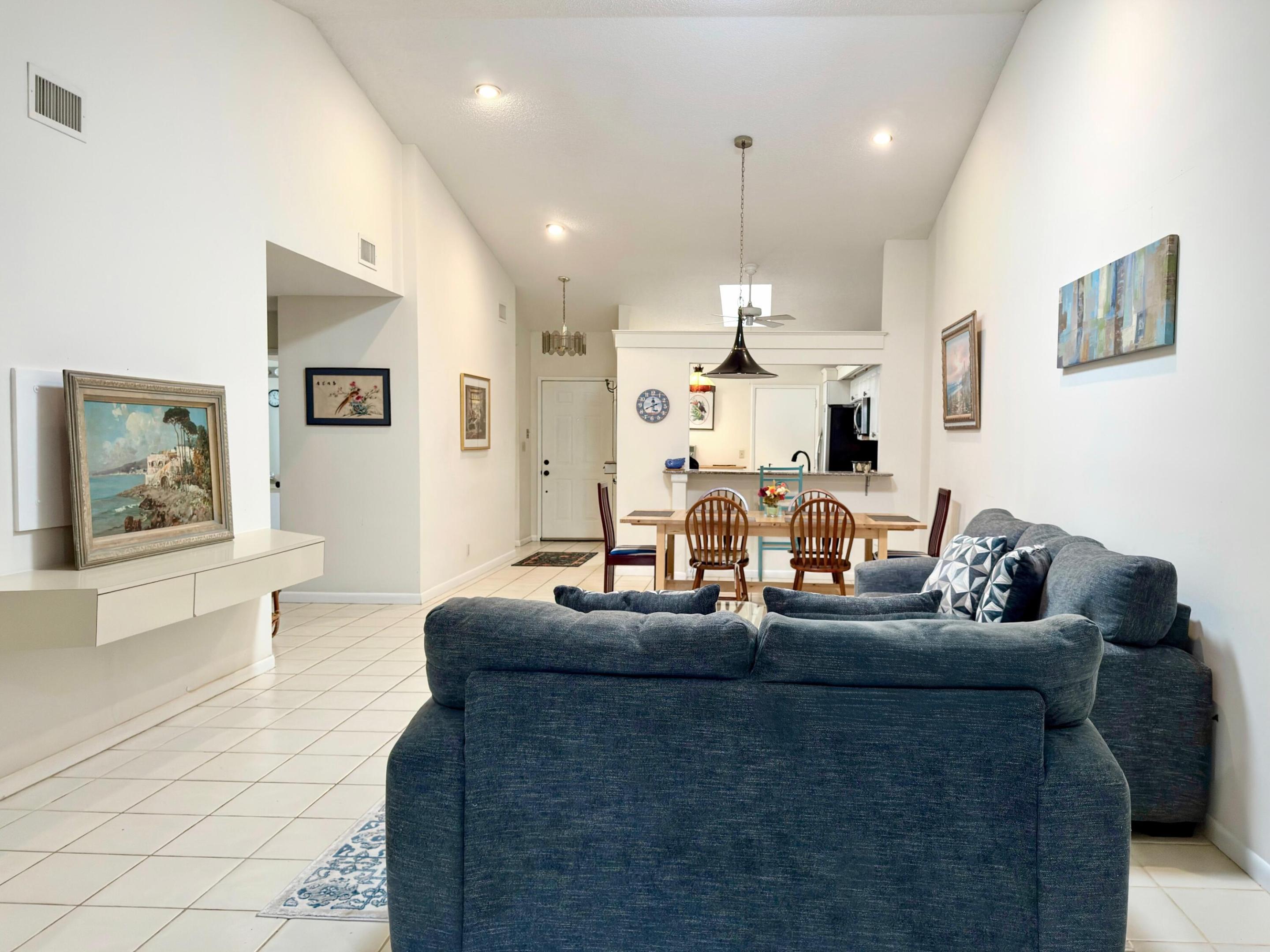 10975 Dolphin Palm Court B