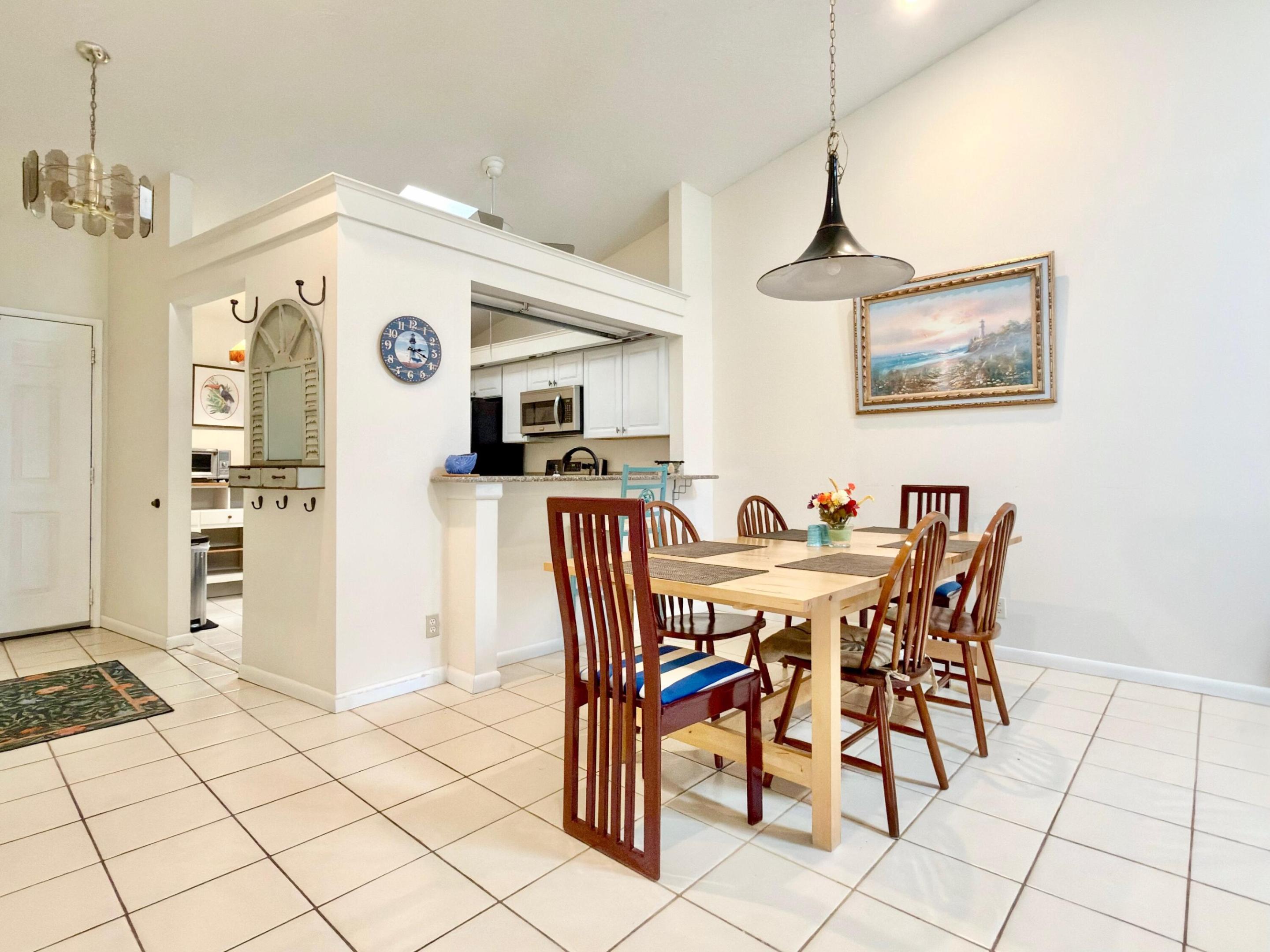 10975 Dolphin Palm Court B