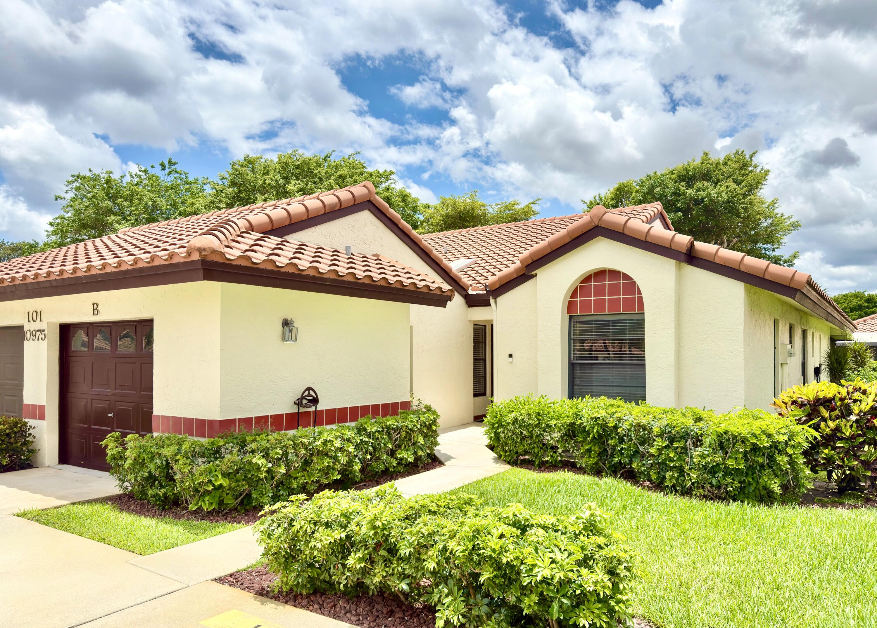 PALM CHASE CONDO - Residential