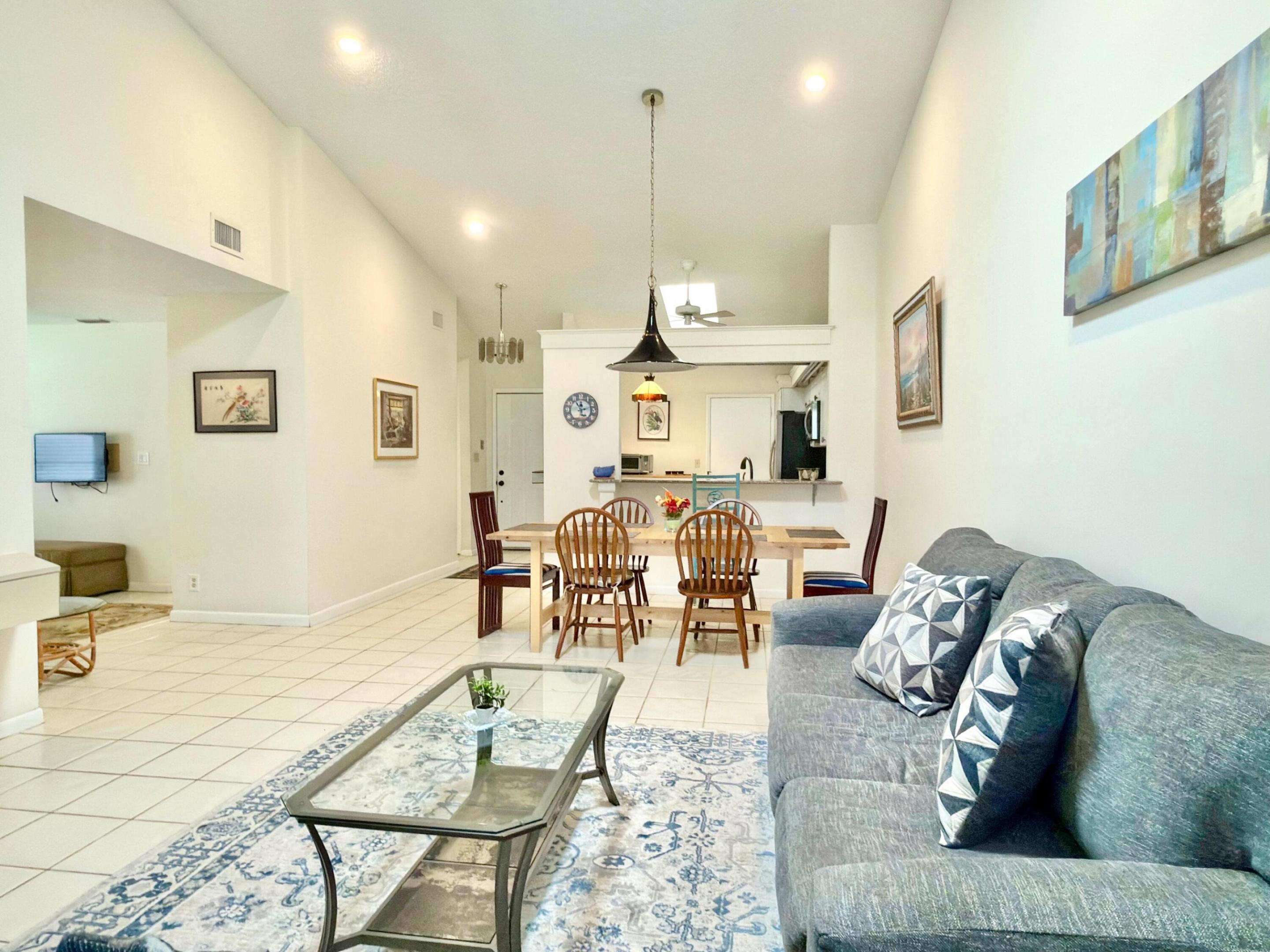10975 Dolphin Palm Court B