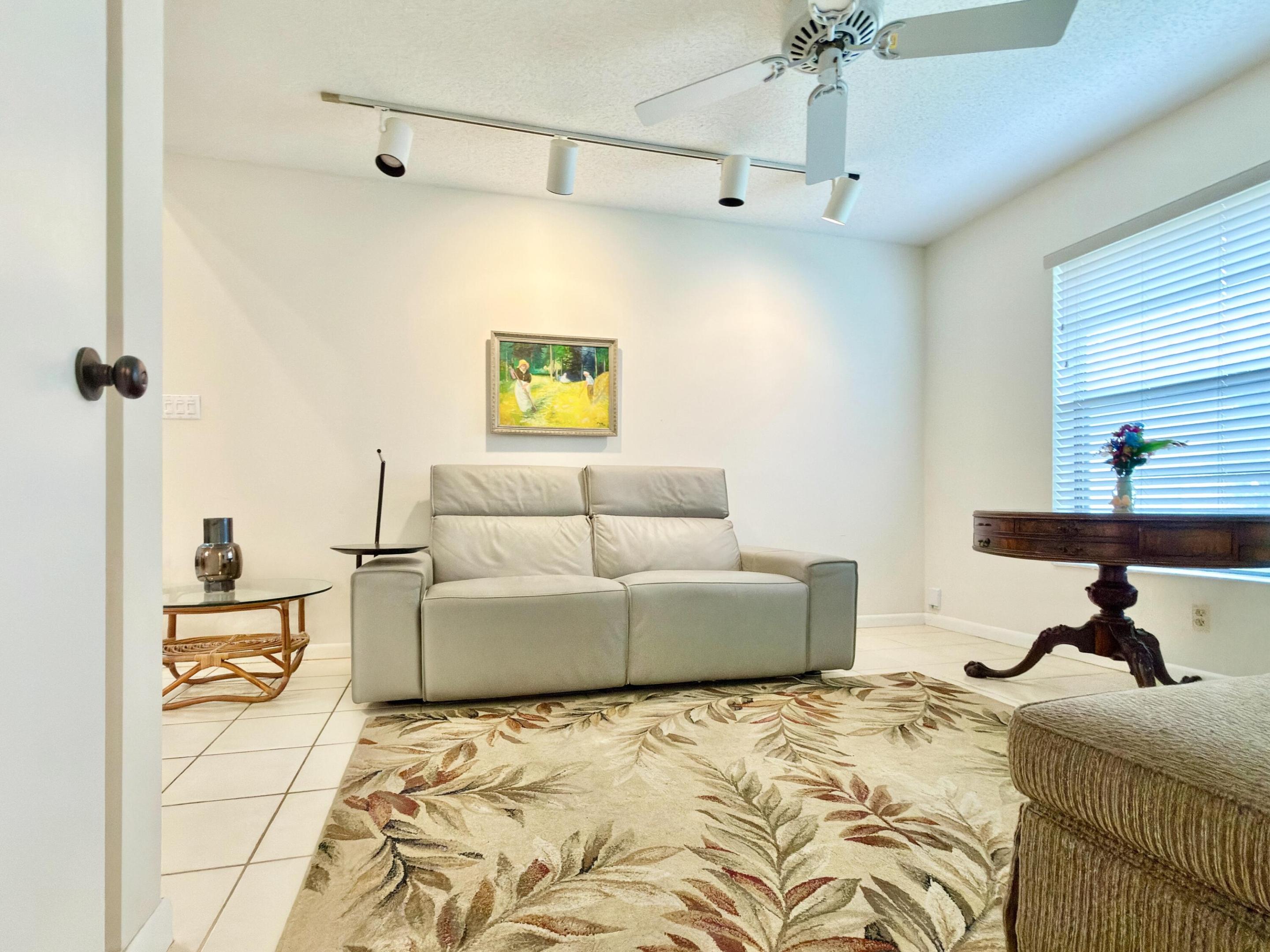 PALM CHASE CONDO - Residential