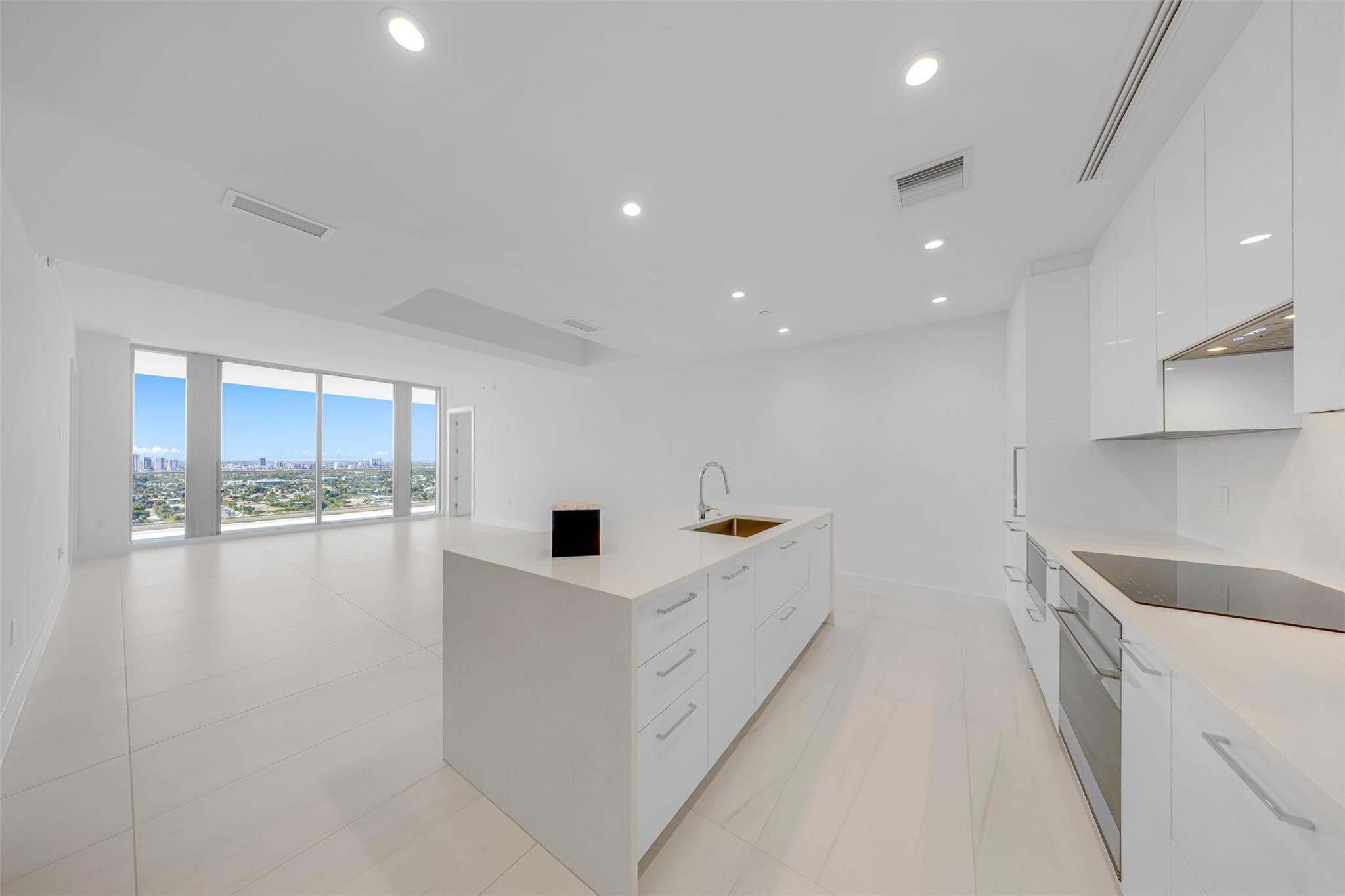 153 N Seabreeze 2503-S