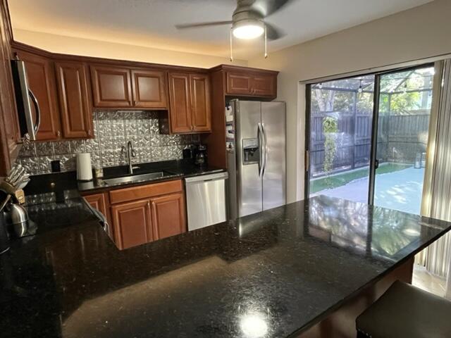 365 S Waverly Place 3c