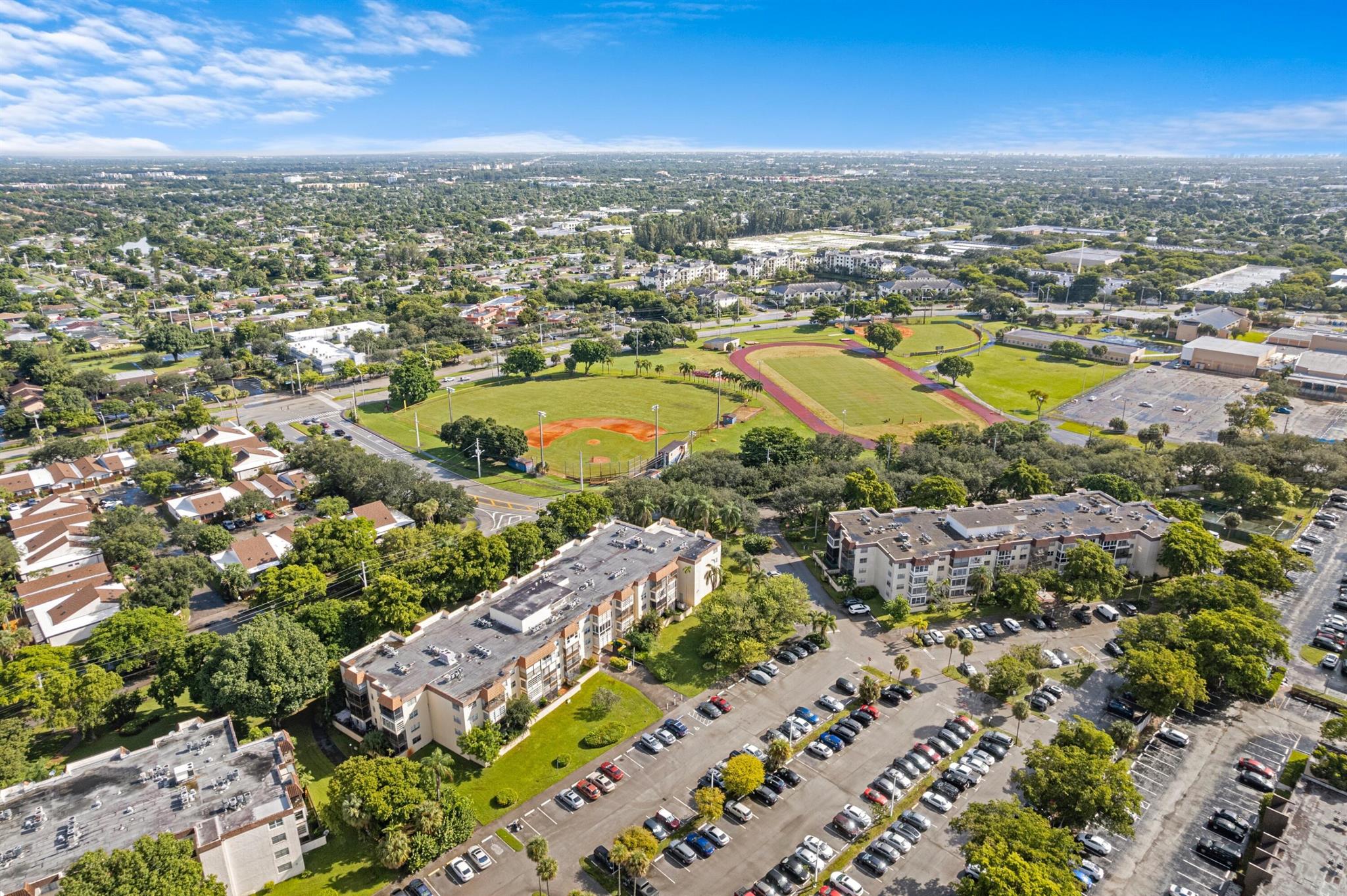 OMEGA CONDO NO 2 - Residential