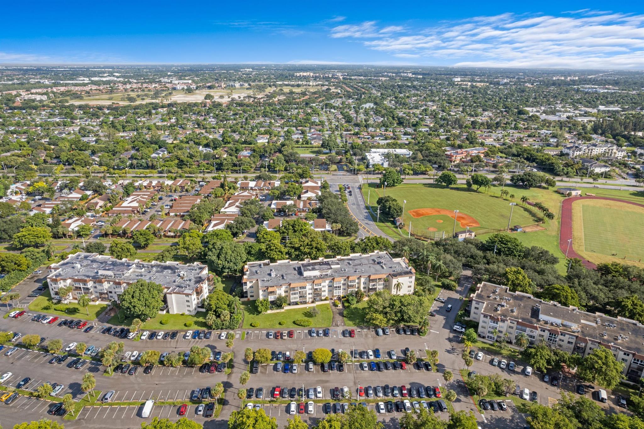 OMEGA CONDO NO 2 - Residential