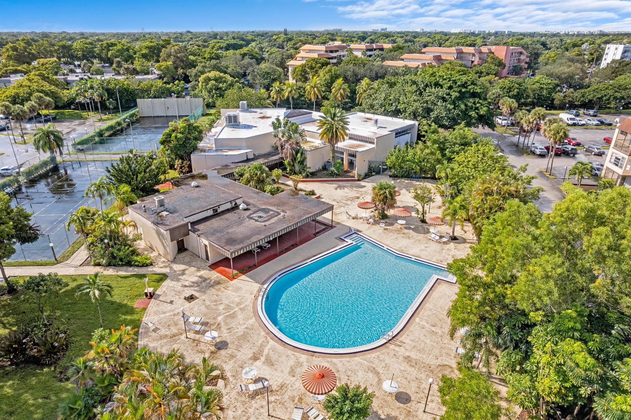 OMEGA CONDO NO 2 - Residential