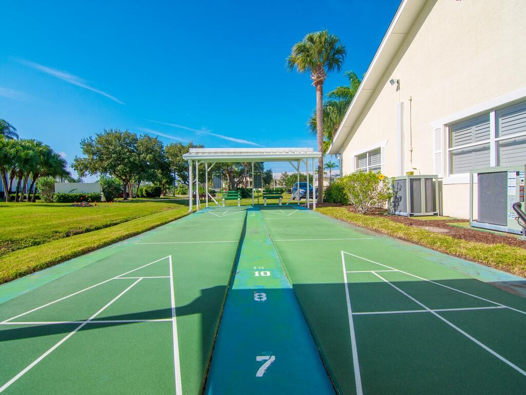 GROVE ISLE EAST CONDOMINIUM - Residential