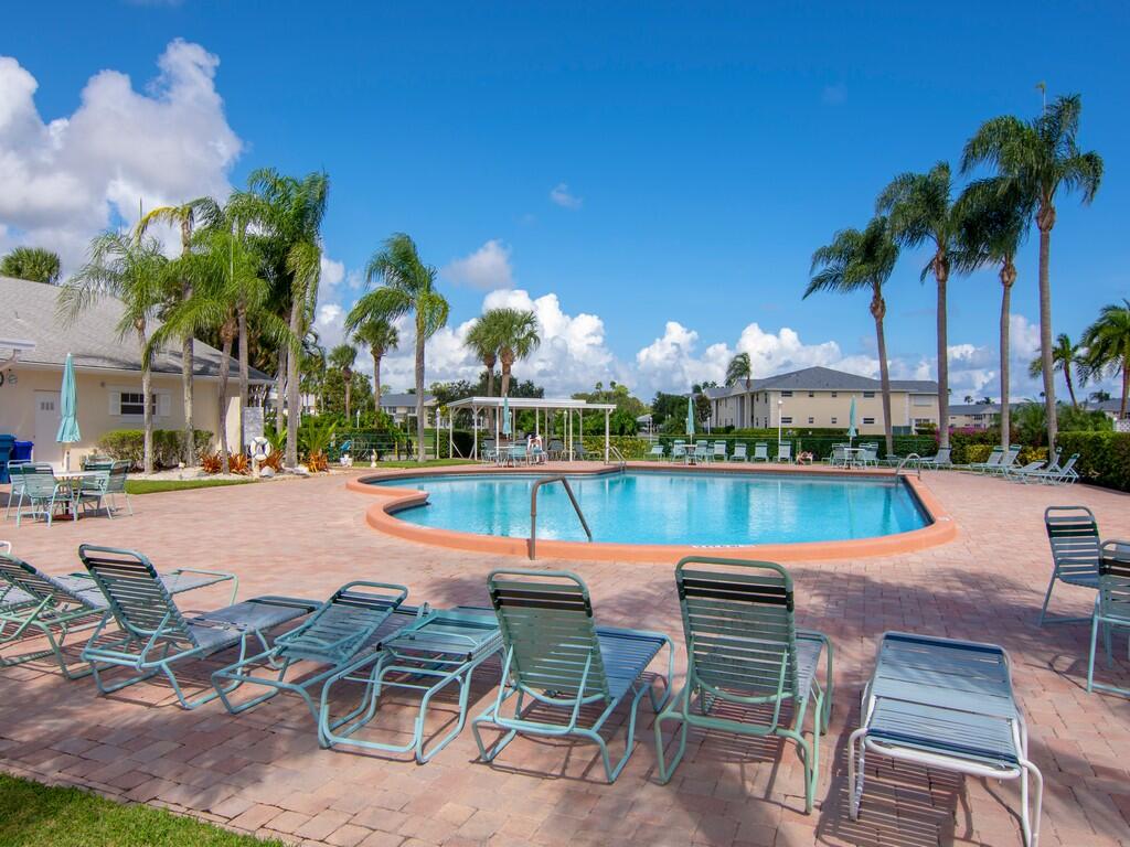 GROVE ISLE EAST CONDOMINIUM - Residential