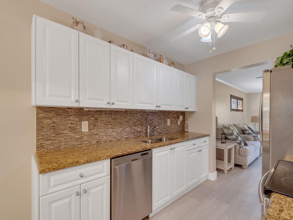 GROVE ISLE EAST CONDOMINIUM - Residential