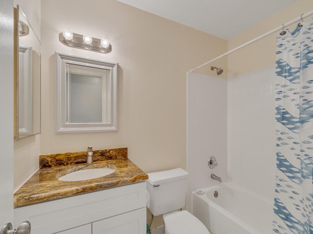 GROVE ISLE EAST CONDOMINIUM - Residential