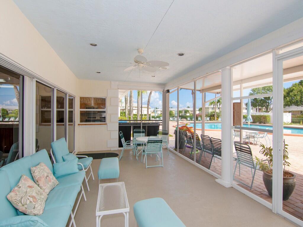 GROVE ISLE EAST CONDOMINIUM - Residential