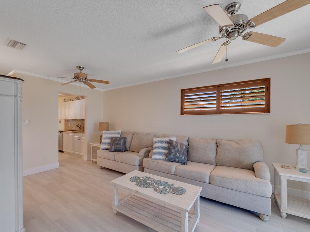 GROVE ISLE EAST CONDOMINIUM - Residential