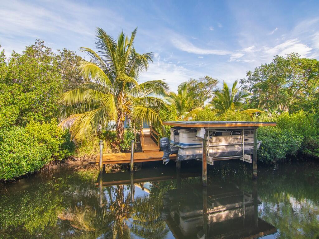 GROVE ISLE EAST CONDOMINIUM - Residential