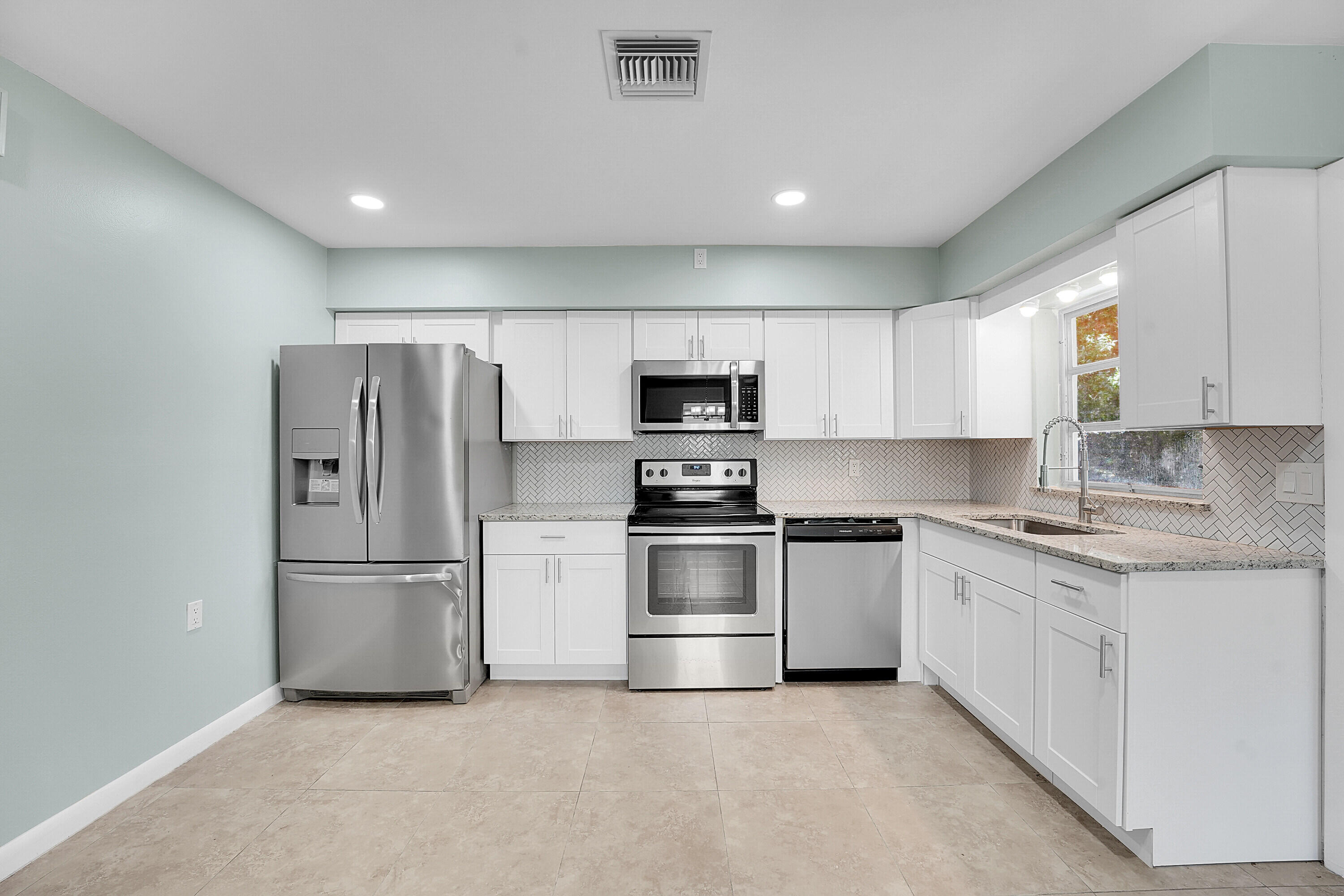 RIVER PARK UNIT 1 - Residential