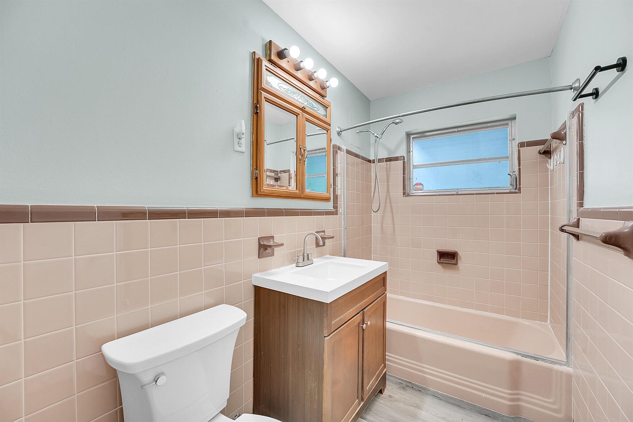 RIVER PARK UNIT 1 - Residential