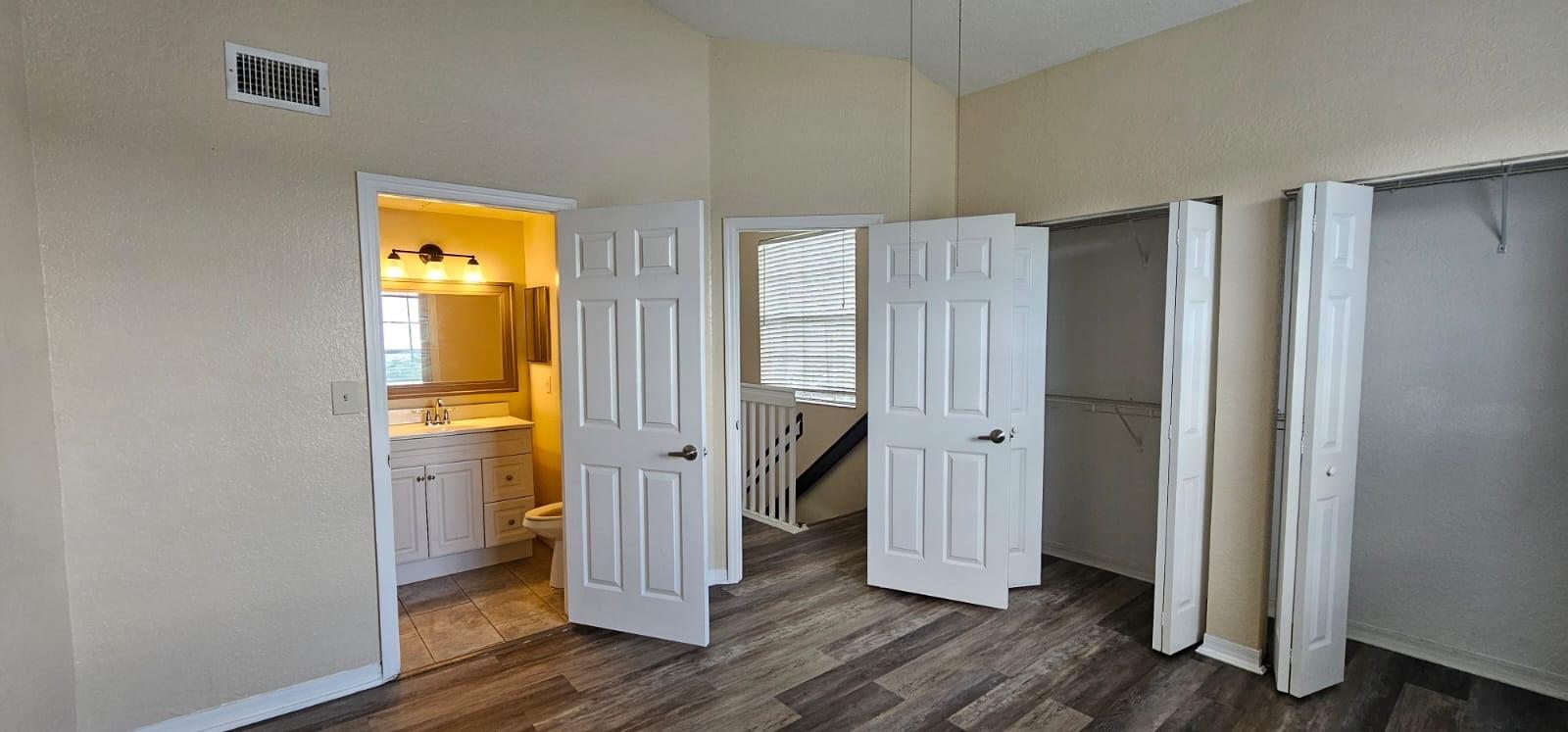 Villa De Tuscany Condo - Residential