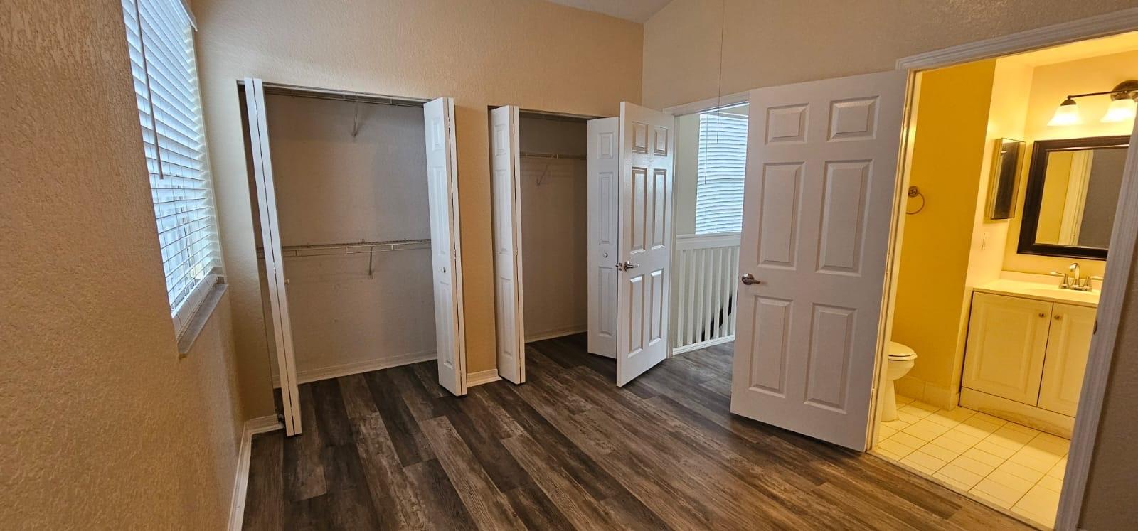 Villa De Tuscany Condo - Residential