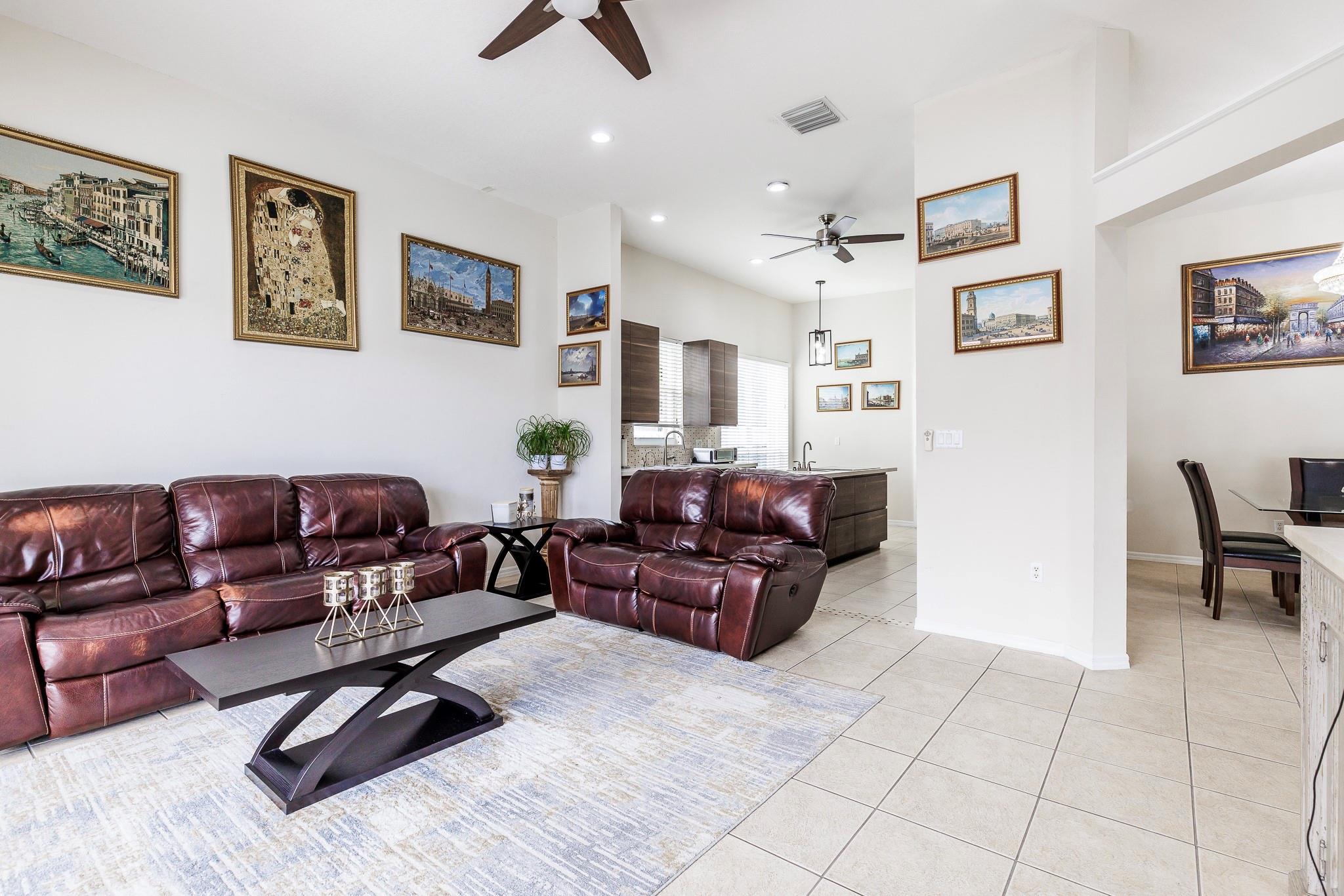 1261 NW 141st Ave