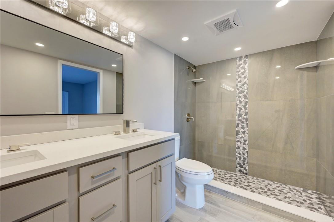 WYNMOOR COUNTRY CLUB - Residential