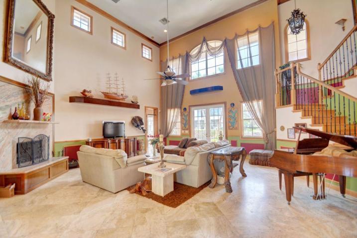 Harbour East - Residential