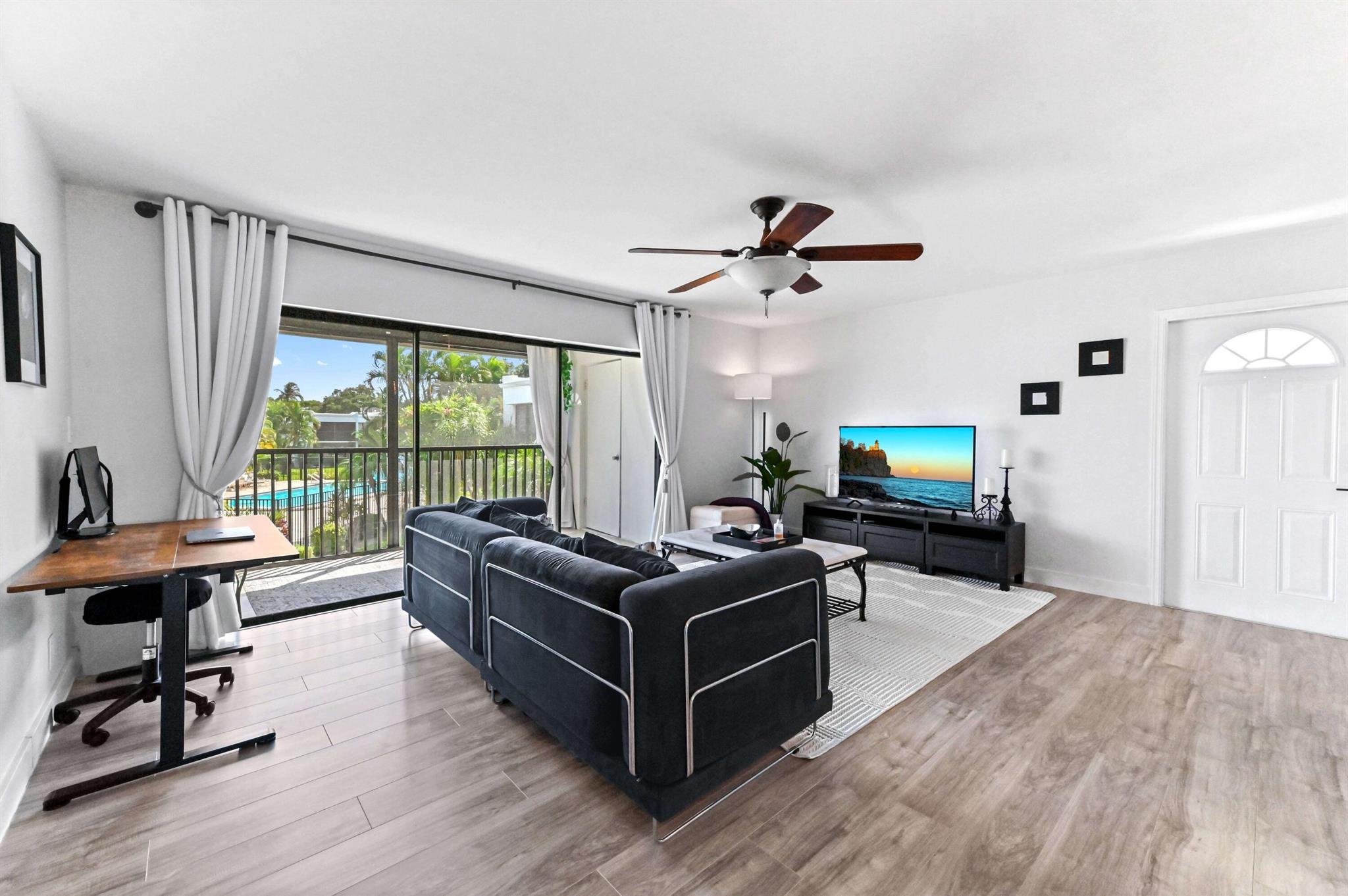 516 Osprey Drive 15d, Delray Beach, FL, 33444/$275,000 1 516 Osprey Drive 15d