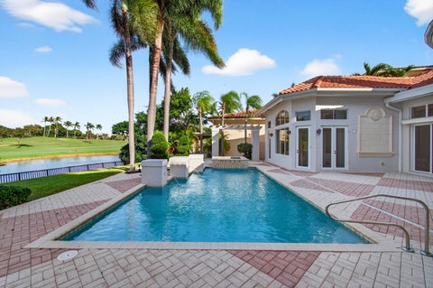 Tiny photo for 331 MIZNER LAKE ESTATES Drive, Boca Raton, FL 33432 (MLS # B26077196)