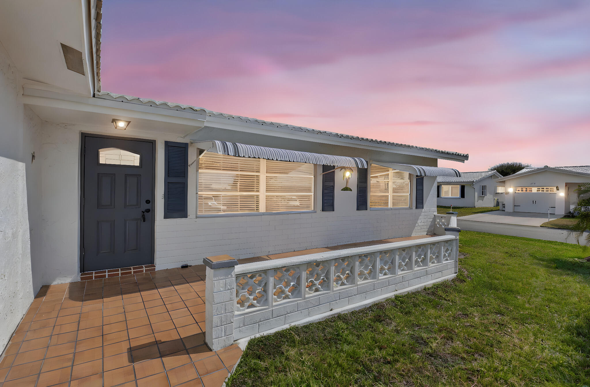PALM BEACH LEISUREVILLE SEC 10 - Residential