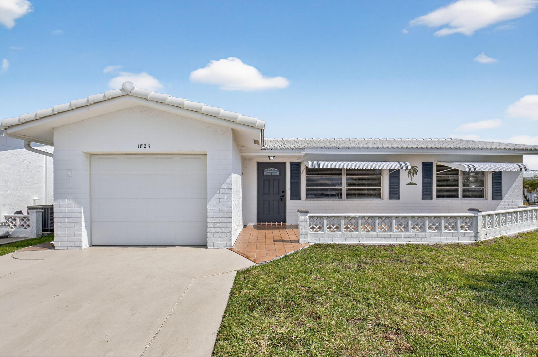 PALM BEACH LEISUREVILLE SEC 10 - Residential