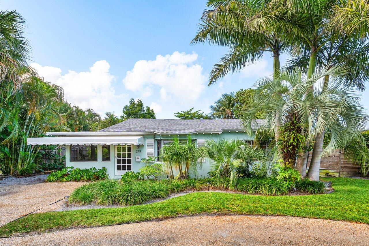 PLUMOSA PARK SEC A, B AND D - Residential