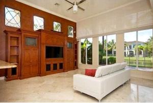 THE OAKS AT BOCA RATON - Residential