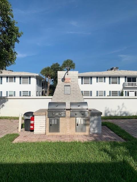 Imperial Point Colonnades - Residential
