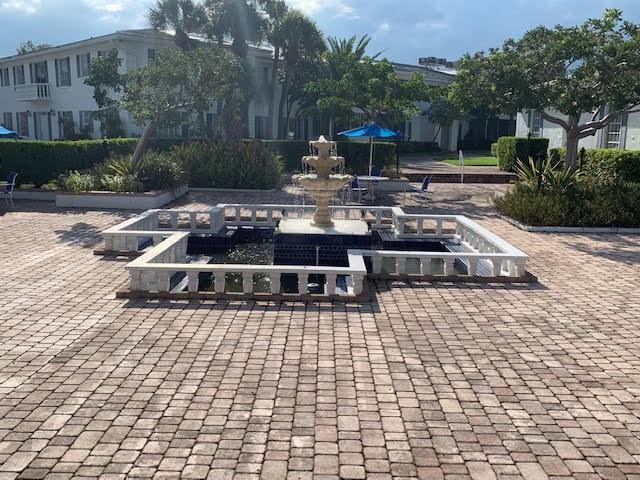 Imperial Point Colonnades - Residential