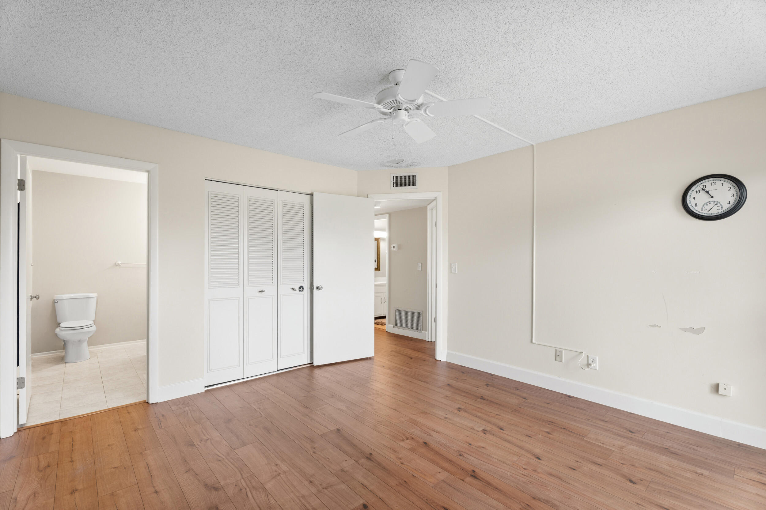 VISTA ROYALE PHASE IV BLDGS 83-111 - Residential