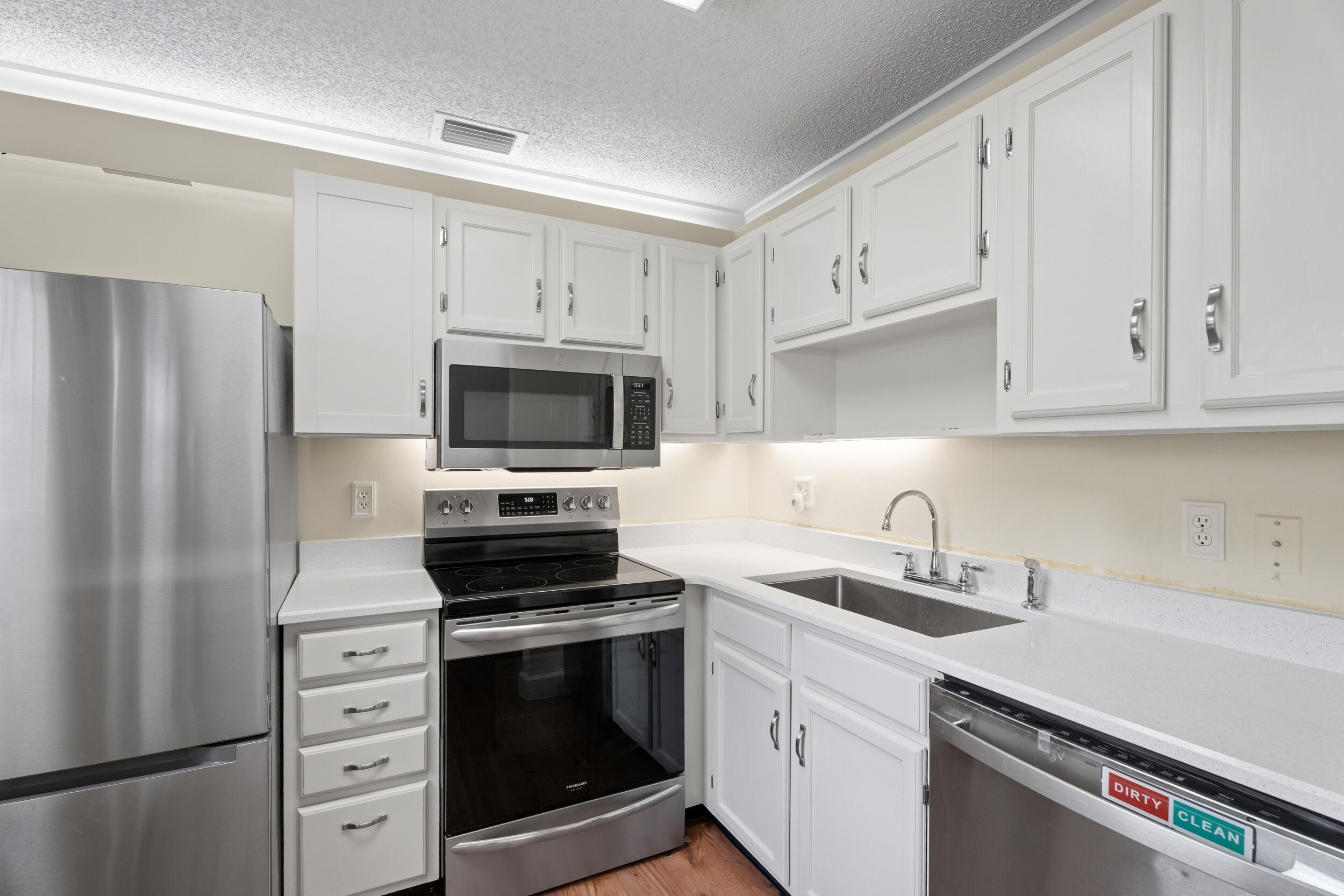 33 Pine Arbor Lane 102